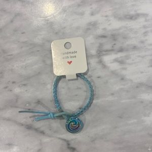 Kid’s size blue bracelet